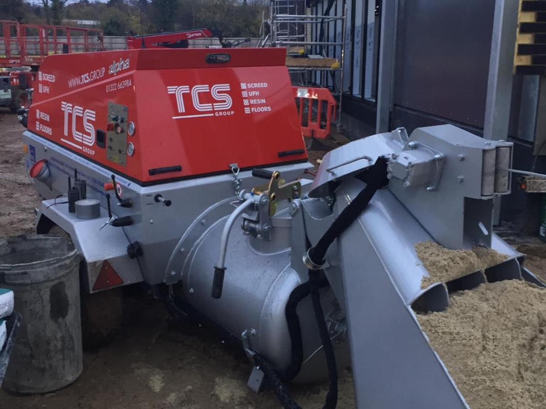 Screeding